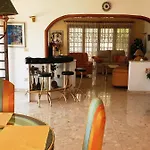 بيت للعطل Sunny House With Private Pool And Sea View أذيخي