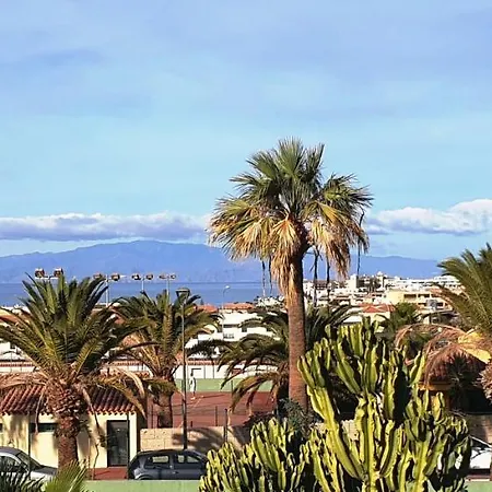 Sunny House With Private Pool And Sea View Hébergement de vacances *