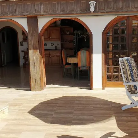 Sunny House With Private Pool And Sea View