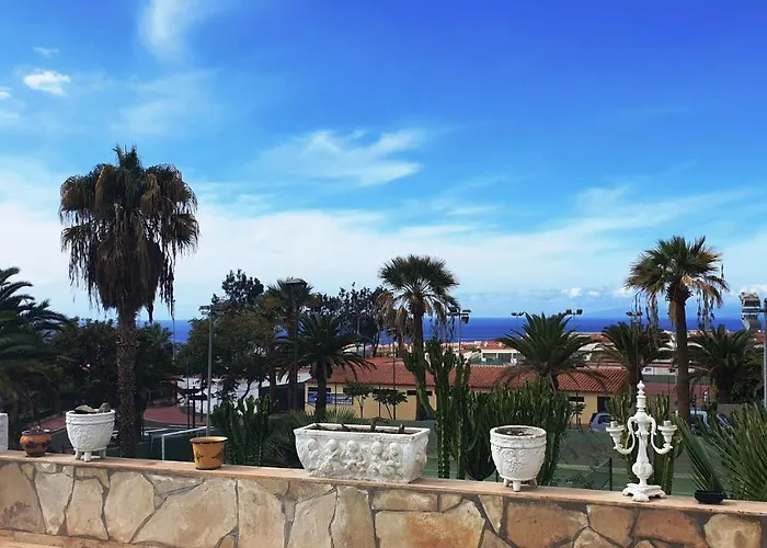 Sunny House With Private Pool And Sea View Адехе