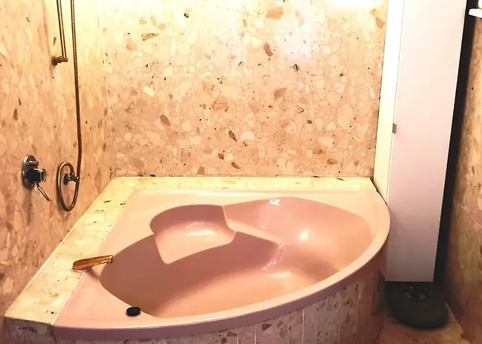 Будинок відпочинку Sunny House With Private Pool And Sea View