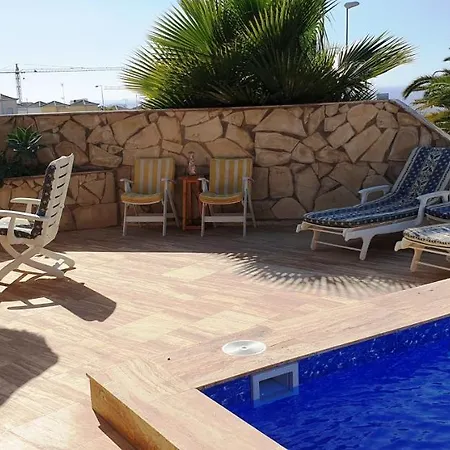 度假居 Sunny House With Private Pool And Sea View 阿德耶