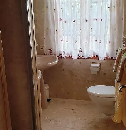 度假居 Sunny House With Private Pool And Sea View *
