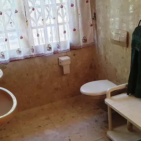 Sunny House With Private Pool And Sea View 펜션 *