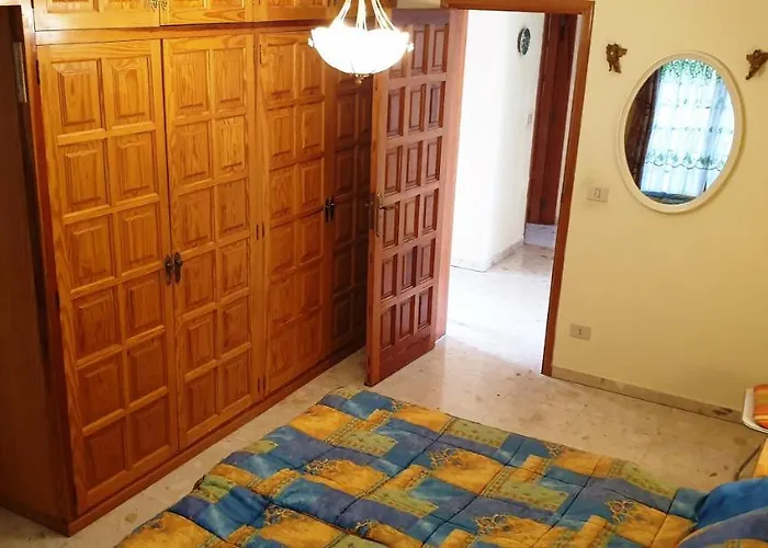 Дом отдыха Sunny House With Private Pool And Sea View Адехе