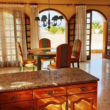 Sunny House With Private Pool And Sea View * أذيخي